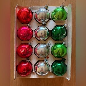 Vintage Shiny Brite Glass Christmas Ornaments Set of 12 Red Green Silver Mixed